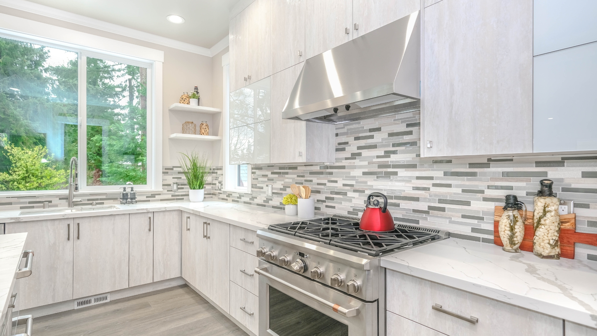 Modern Kitchen Backsplash Ideas for Stylish Homes