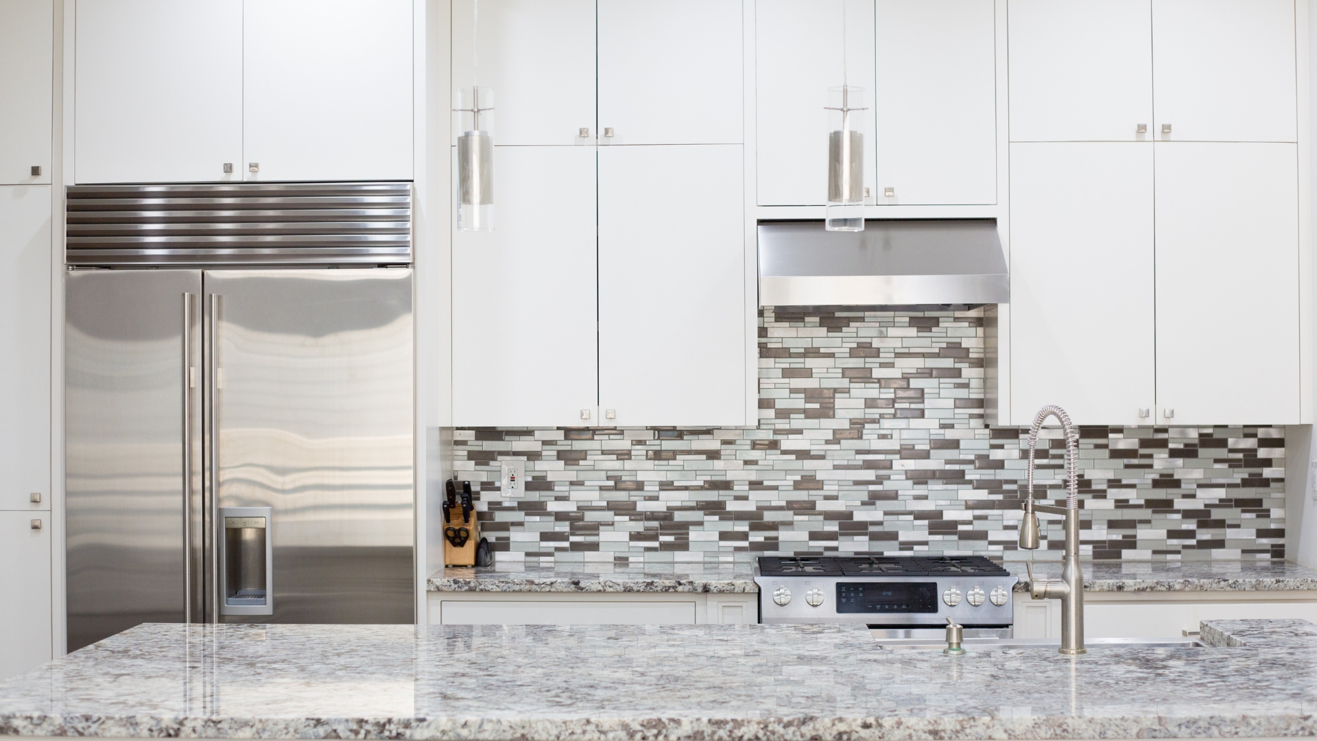 Modern Kitchen Backsplash Ideas for Stylish Homes  Floorily